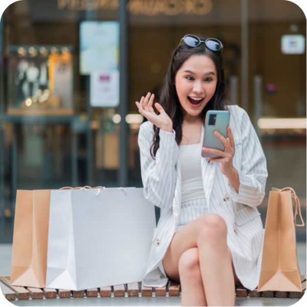 Sieviete izbrīnīta par melnās piektdienas atlaidēm