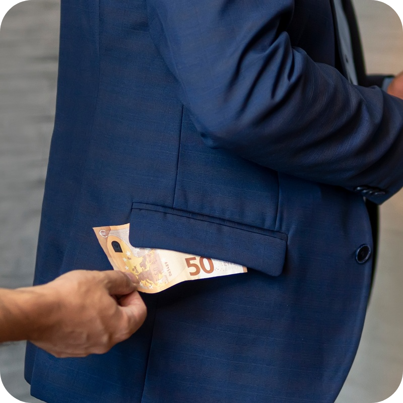 Investīciju krāpšana – Naudas izkrāpšana