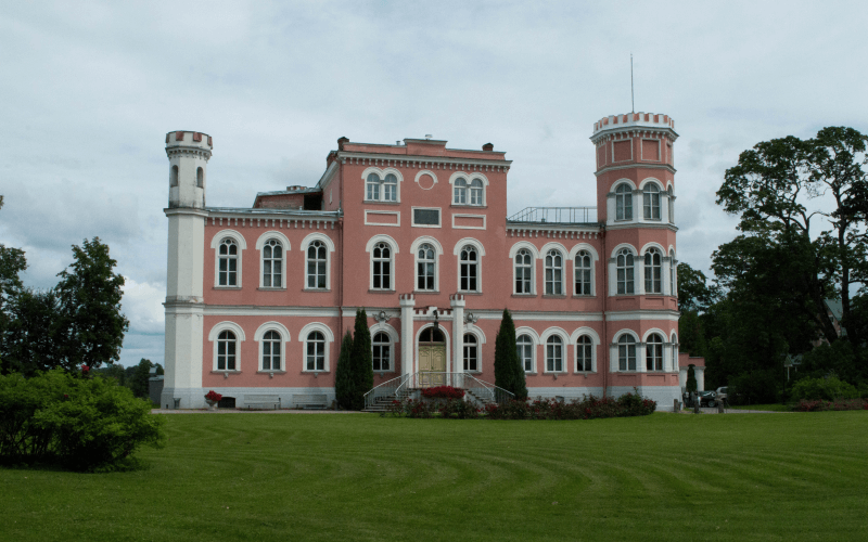 Бириньский замок